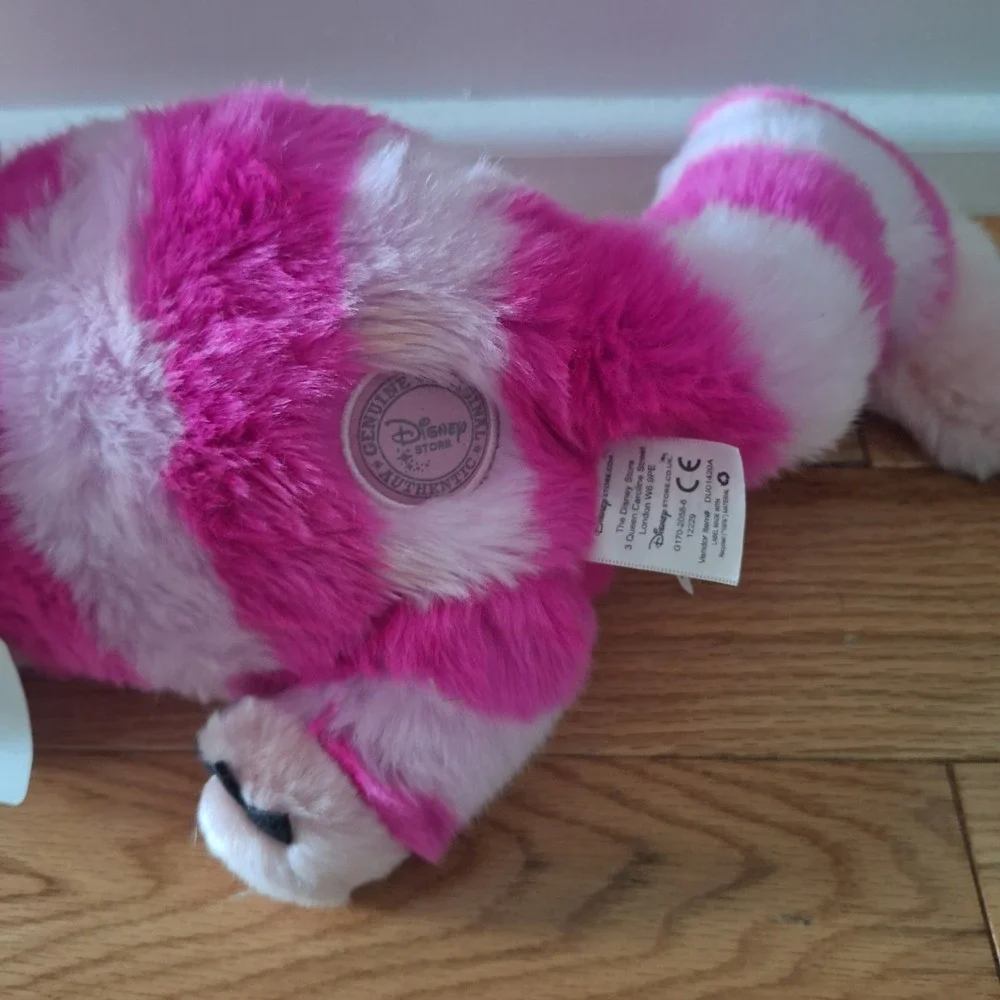 Disney Store Cheshire Cat Alice in Wonderland Plush Striped Pink Purple NWT